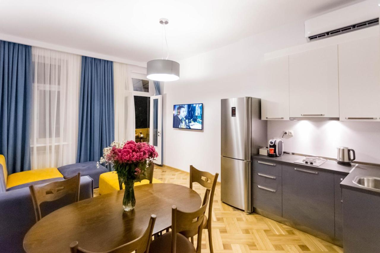 Luxury 3 Bedroom Apartment By Freedom Square City Center Tbilisi Eksteriør billede