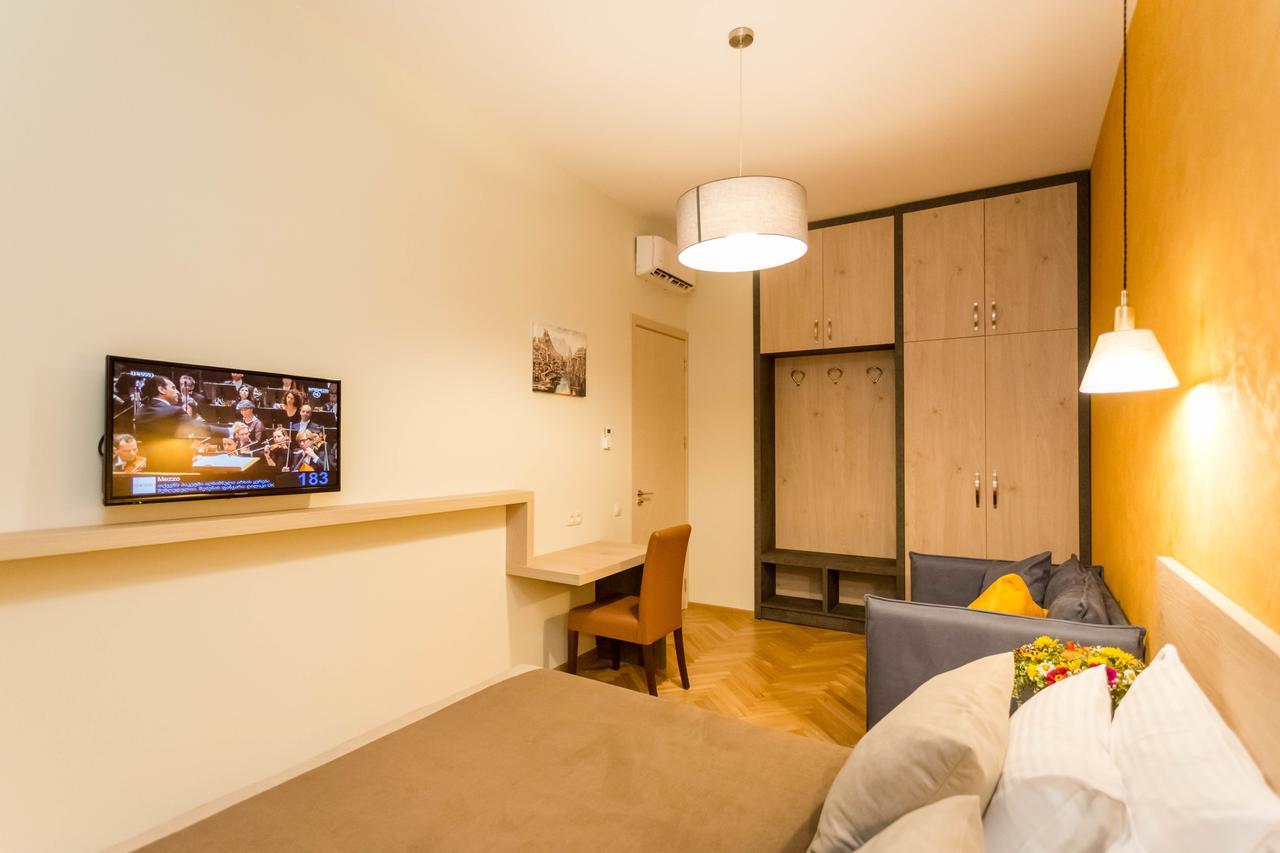 Luxury 3 Bedroom Apartment By Freedom Square City Center Tbilisi Eksteriør billede
