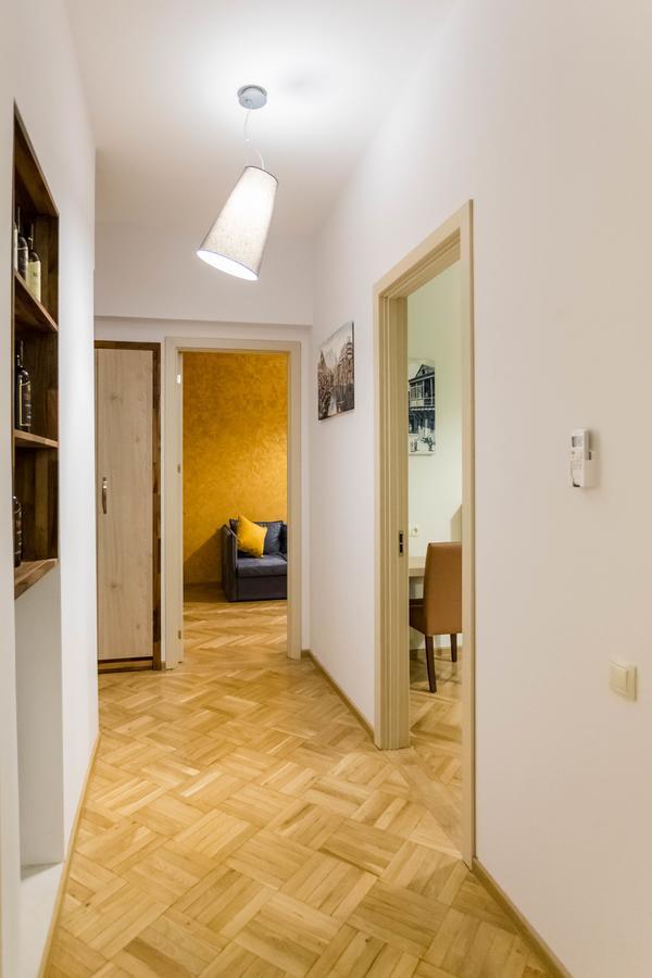 Luxury 3 Bedroom Apartment By Freedom Square City Center Tbilisi Eksteriør billede