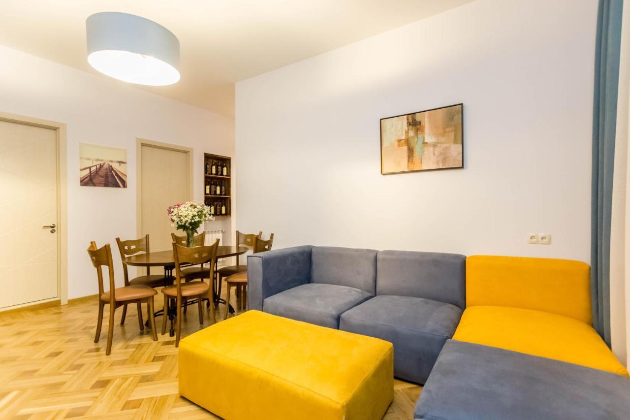 Luxury 3 Bedroom Apartment By Freedom Square City Center Tbilisi Eksteriør billede