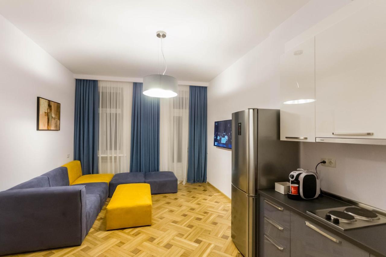 Luxury 3 Bedroom Apartment By Freedom Square City Center Tbilisi Eksteriør billede
